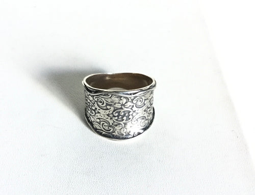 Sterling silver filigree design half shield Ring