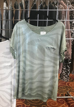 Shiny Zebra print Tee