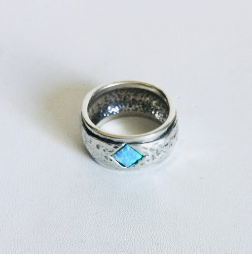 Sterling silverWide band hammered Blue Opal Ring