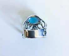 Sterling silver single stone swirl pattern Ring