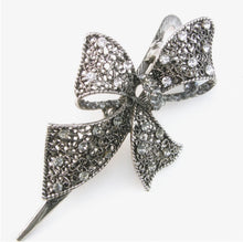 Bow scarf/hair clip