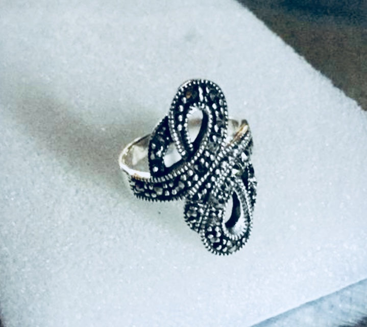 Swirl Retro Marcasite Silver Ring