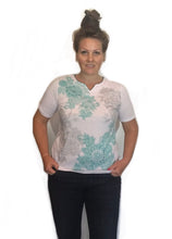 Flower print sequins tee