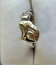 Sculpted 925 Sterling Silver Sitting Cat Statement Ring - Minimalist Pet Jewelry