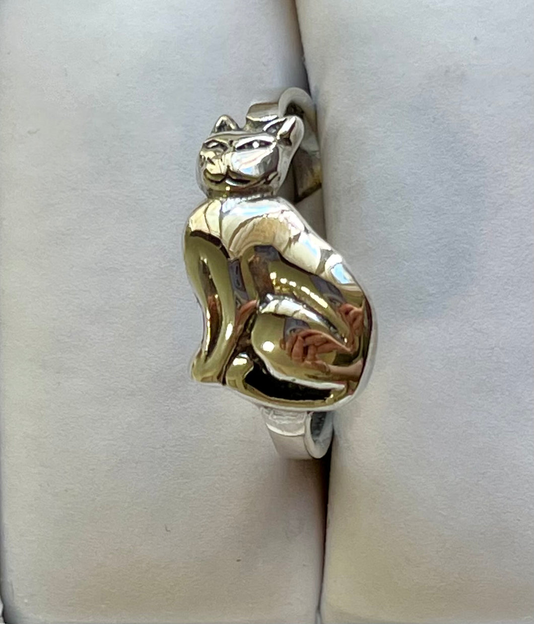Sculpted 925 Sterling Silver Sitting Cat Statement Ring - Minimalist Pet Jewelry