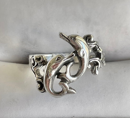 925 Sterling Silver Twin Dolphin Wave Ring