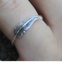 Feather Ring Rope Band