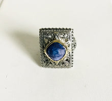 Vintage ornate detail sterling silver 9k ring/ Genuine Stones