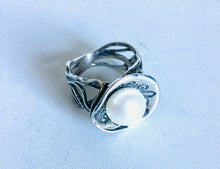 Sterling silver single Pearl Ring