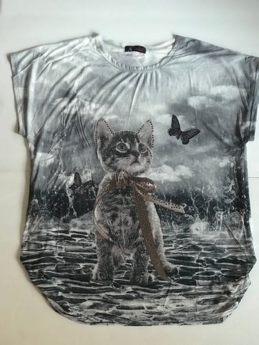 Single Cat watching Butterfly Fun Top
