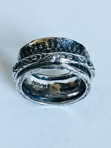 Sterling silver ornate design Spinner ring