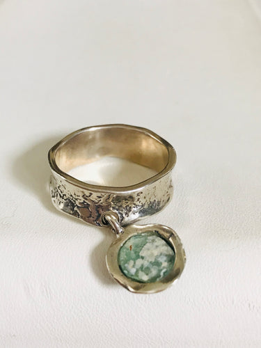 Dangle Roman Glass Ring