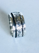 Sterling silver Flower Spinner ring