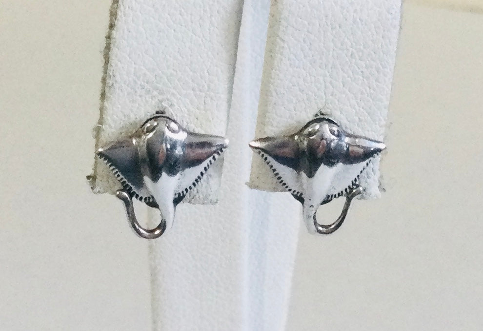 Stingray sterling stud Earring
