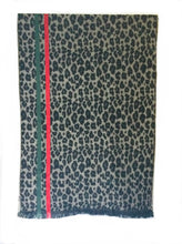 Oversize leopard print Scarf