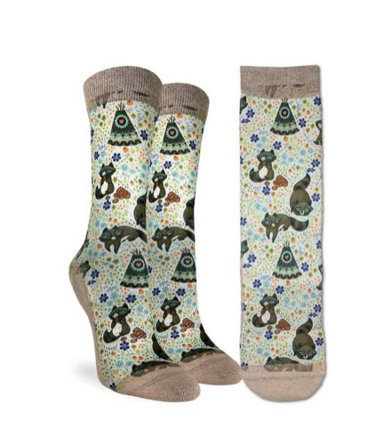 Women’s Happy Raccoons Active Fit Socks