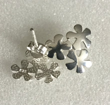 Three Daisy flower Silver Earrings