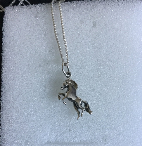 Horse pendant