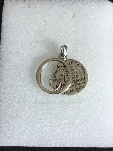 Tag pendant with insperational quotes