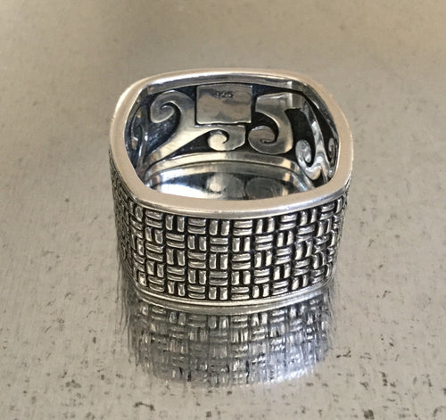 Square Sterling Silver Ring Basket detailing