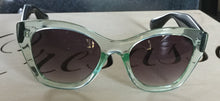 Retro Squared sunglasses transparent colour frames