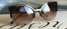 Round style sunglasses