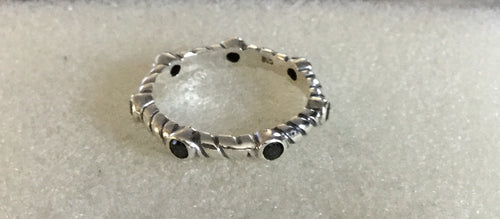 Onyx Studded rope Silver Ring