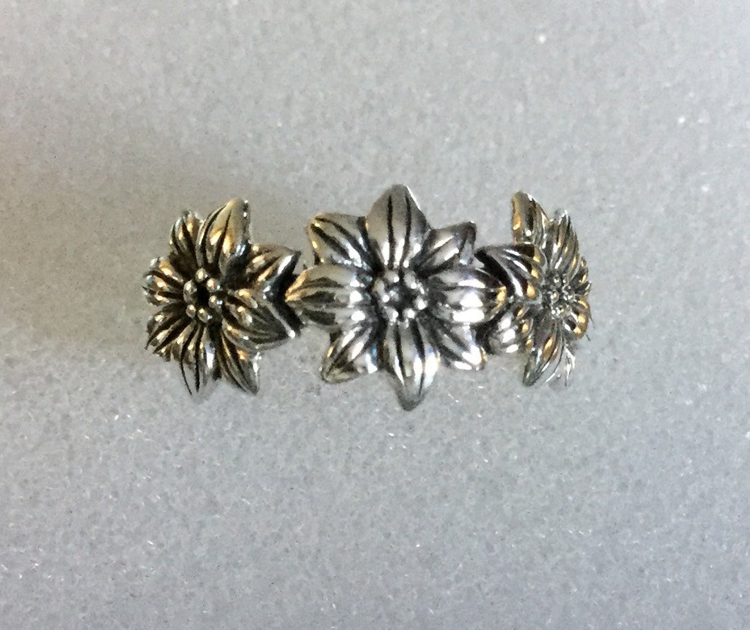 3 Daffodil Sterling Silver Ring